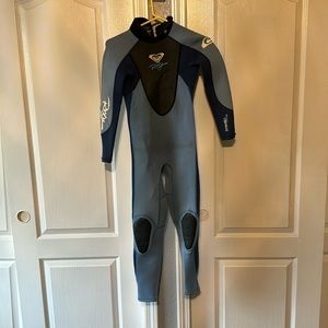 Girls Roxy wetsuit